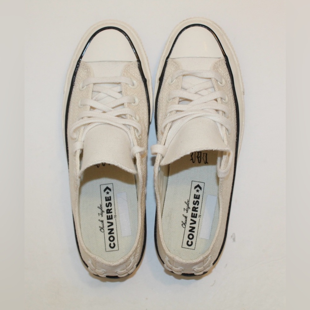 Converse Chuck 70 Low Top Shoes Women’s Multiple Sizes Available NEW - Picture 9 of 10